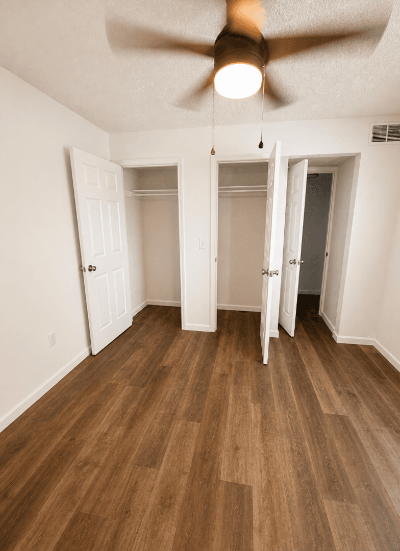 1900 Parkside Apartments 49 of 53