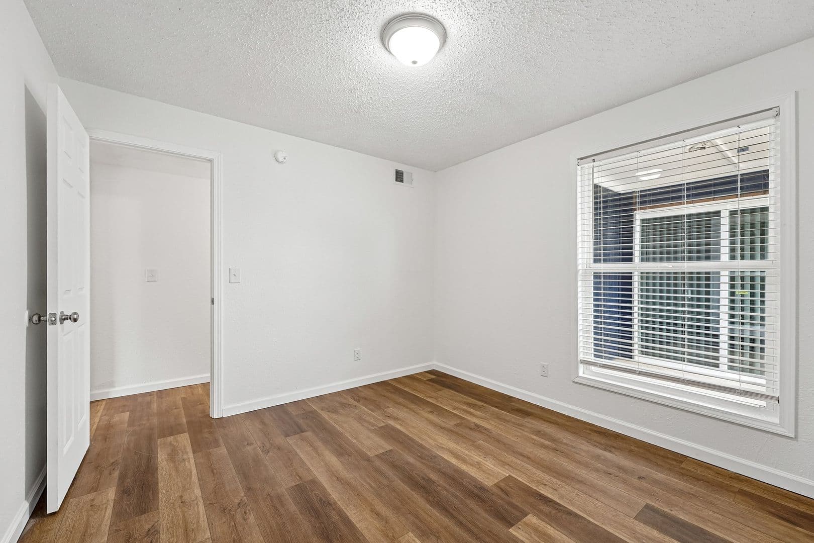 1900 Parkside Apartments 10 of 11