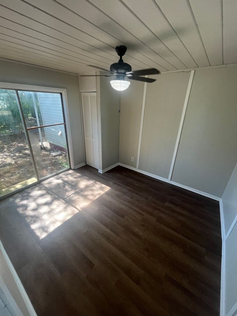 Gold Standard Investments - 528 e 49th pl n 9 of 13