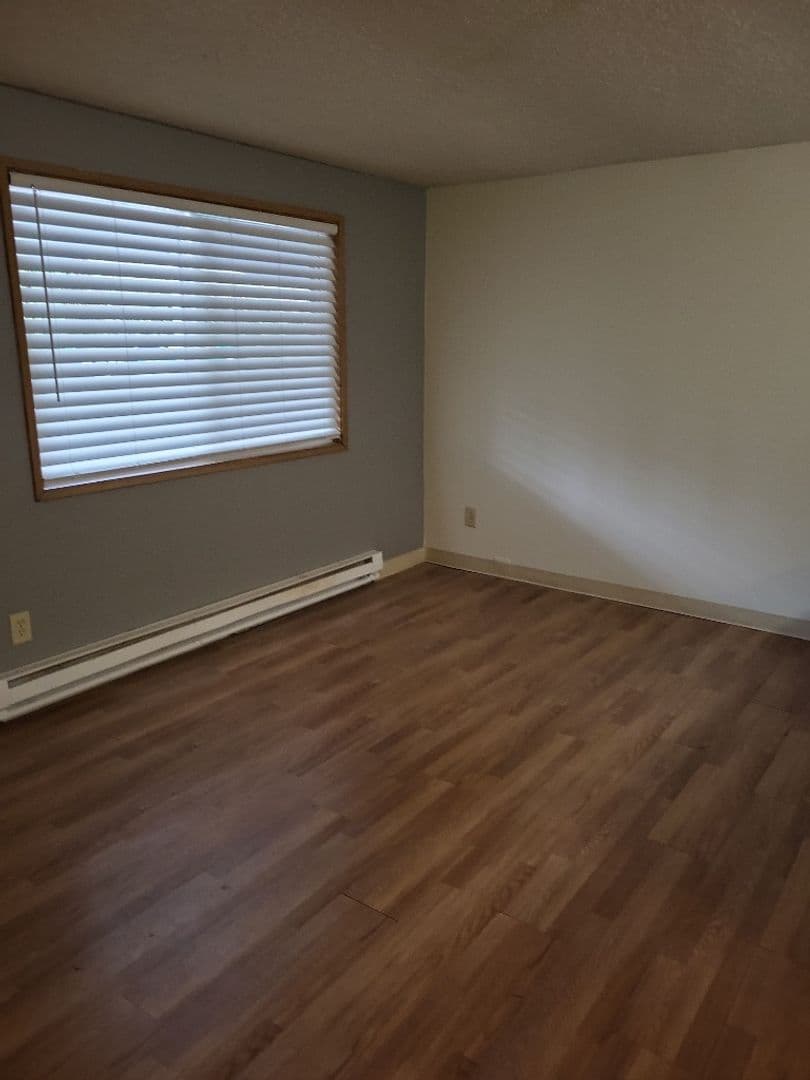 OAKT - Oak Terrace Apartments 6 of 11