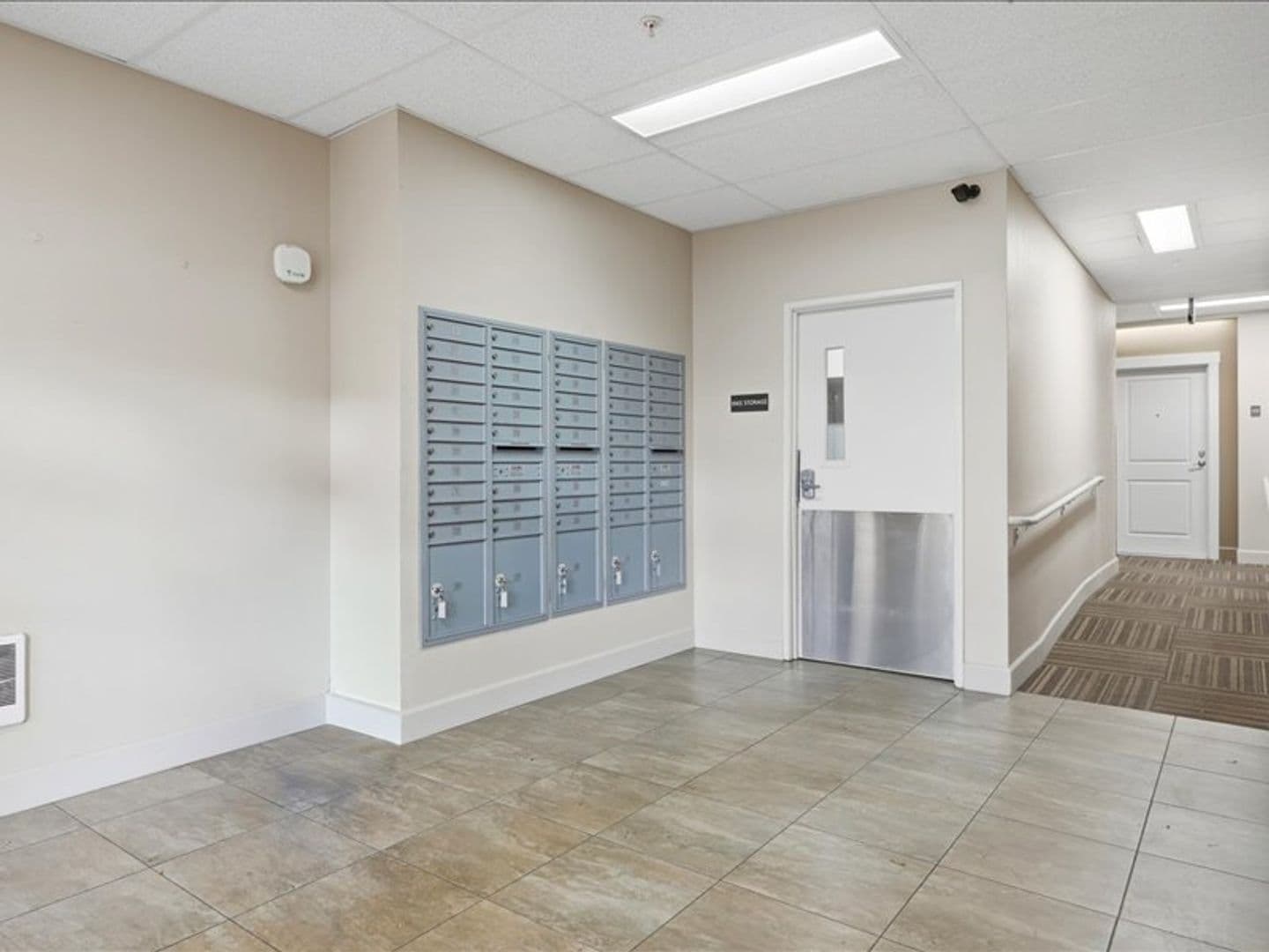 SELL - Sellwood Apartments 7 of 8