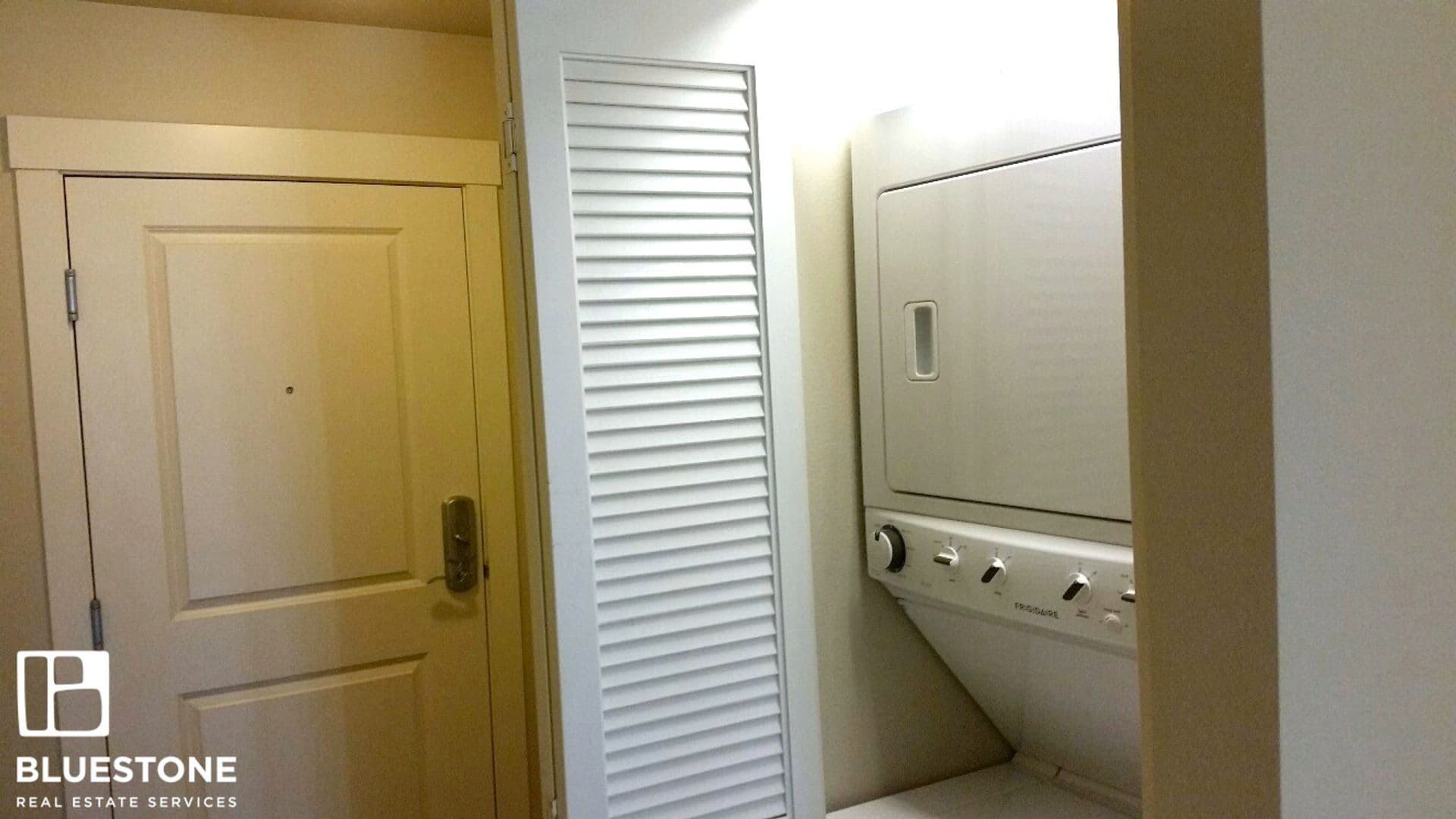 SELL - Sellwood Apartments 6 of 10