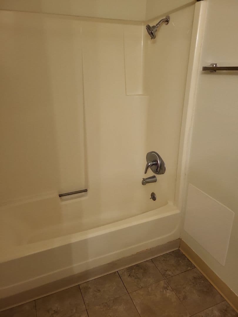 OAKT - Oak Terrace Apartments 7 of 11