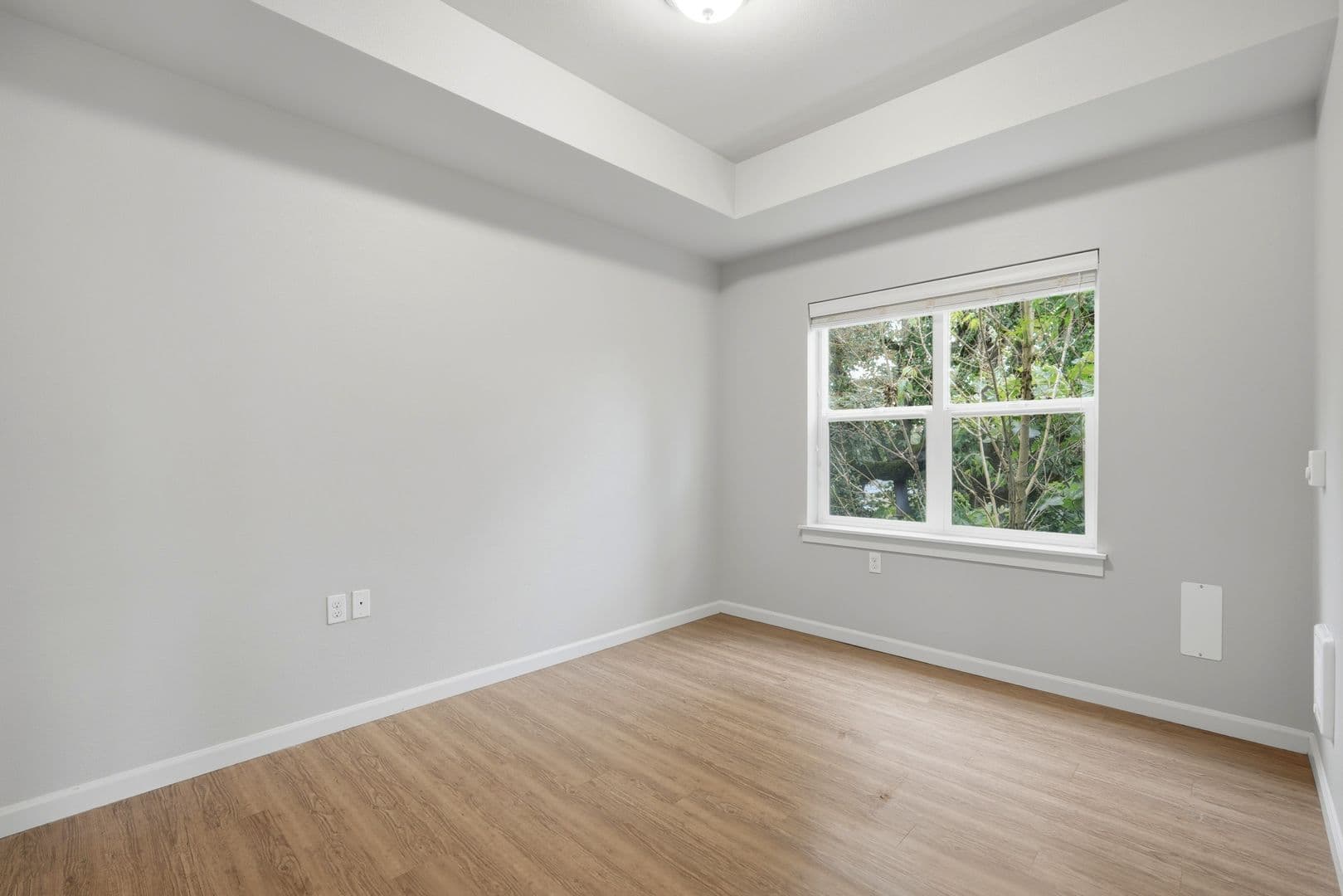 SELL - Sellwood Apartments 13 of 14