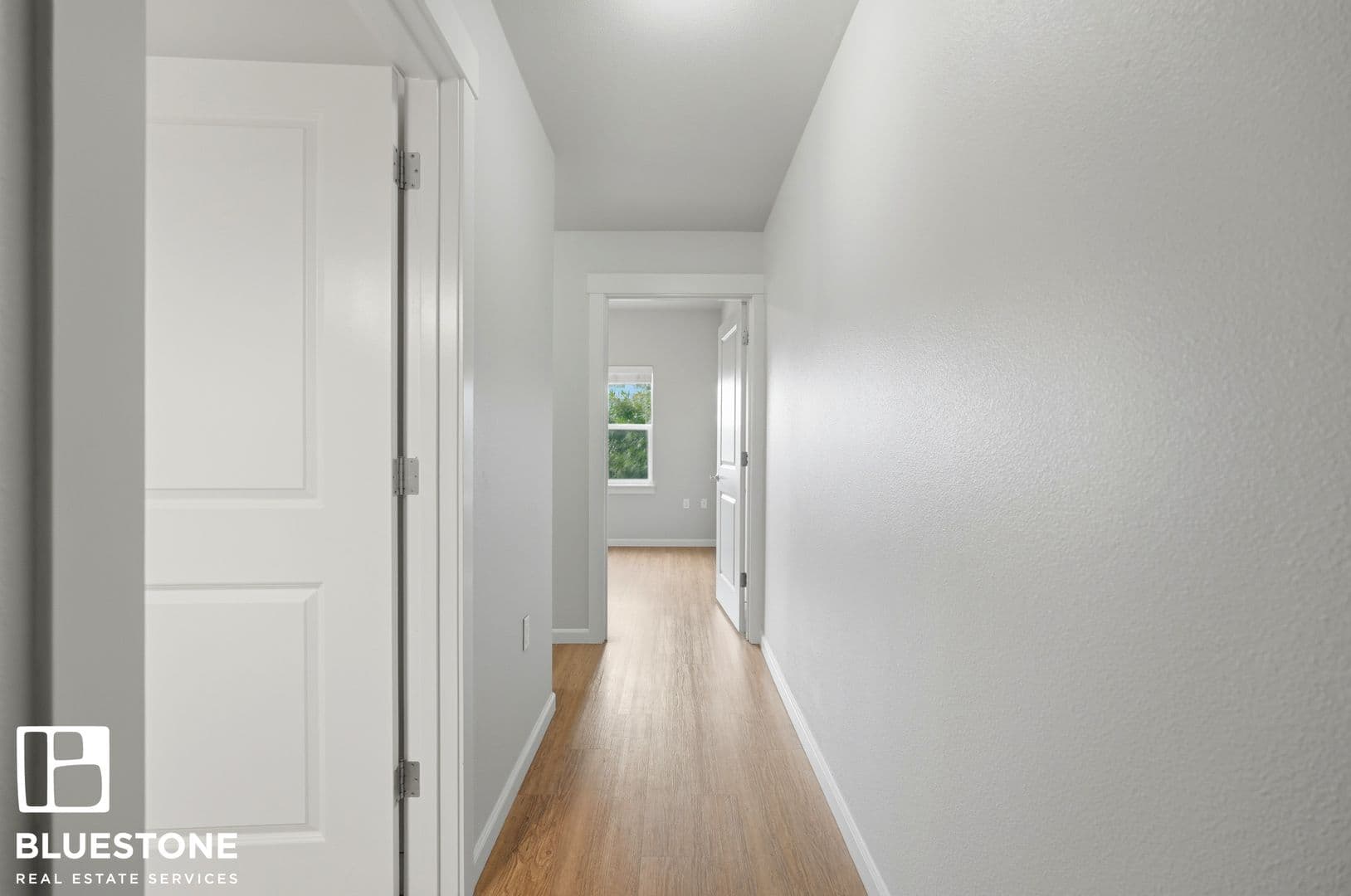 SELL - Sellwood Apartments 8 of 17
