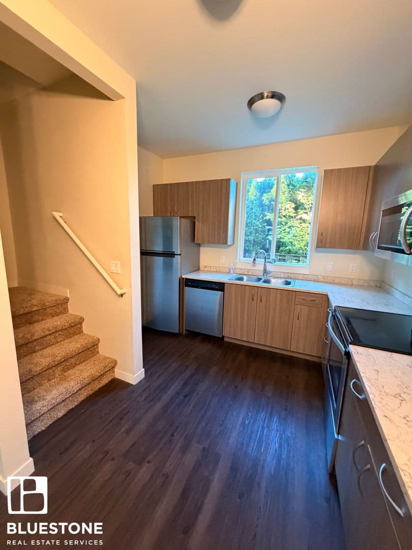BR130 - 103 NE 109th Ave, Portland, OR 97220 5 of 13