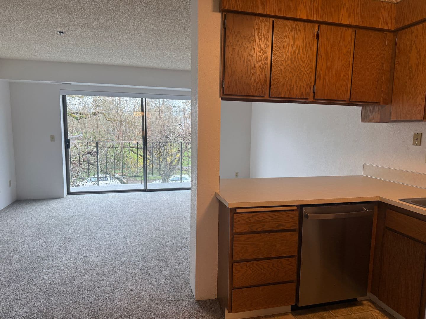 PRKP1 - Park Plaza Apartments 12 of 15