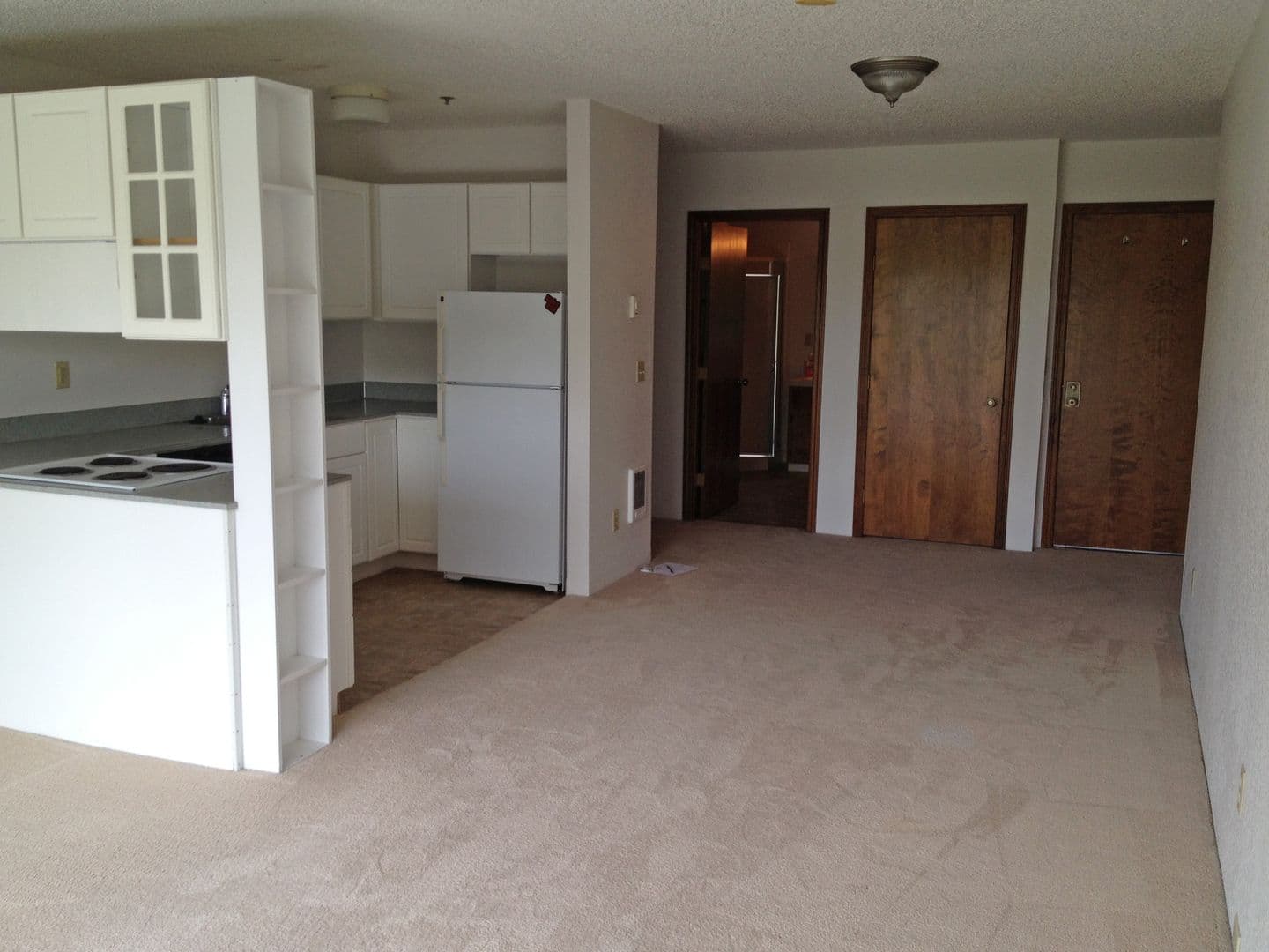 PRKP1 - Park Plaza Apartments 4 of 6