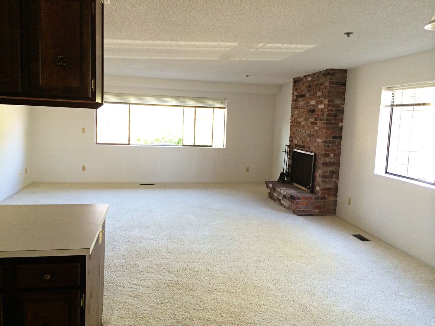 PRKP1 - Park Plaza Apartments 4 of 7