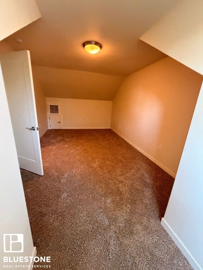 BR130 - 103 NE 109th Ave, Portland, OR 97220 8 of 13