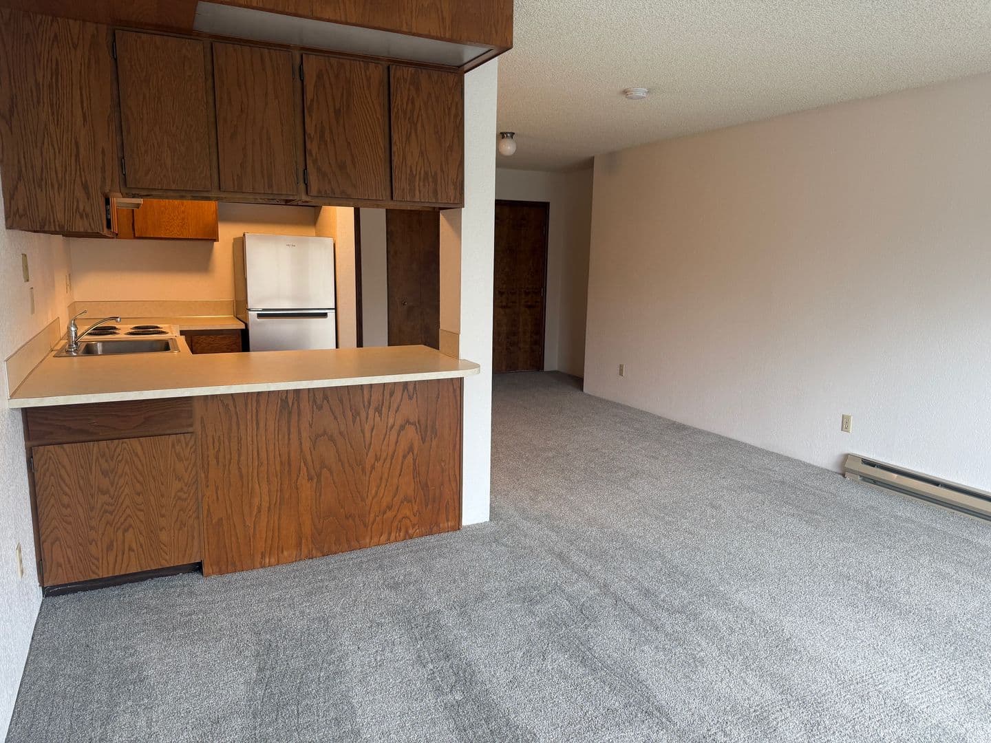 PRKP1 - Park Plaza Apartments 10 of 15