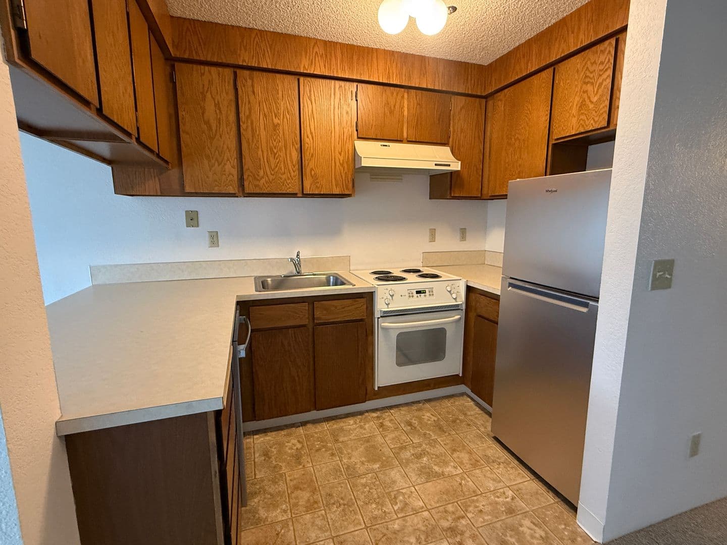 PRKP1 - Park Plaza Apartments 14 of 15