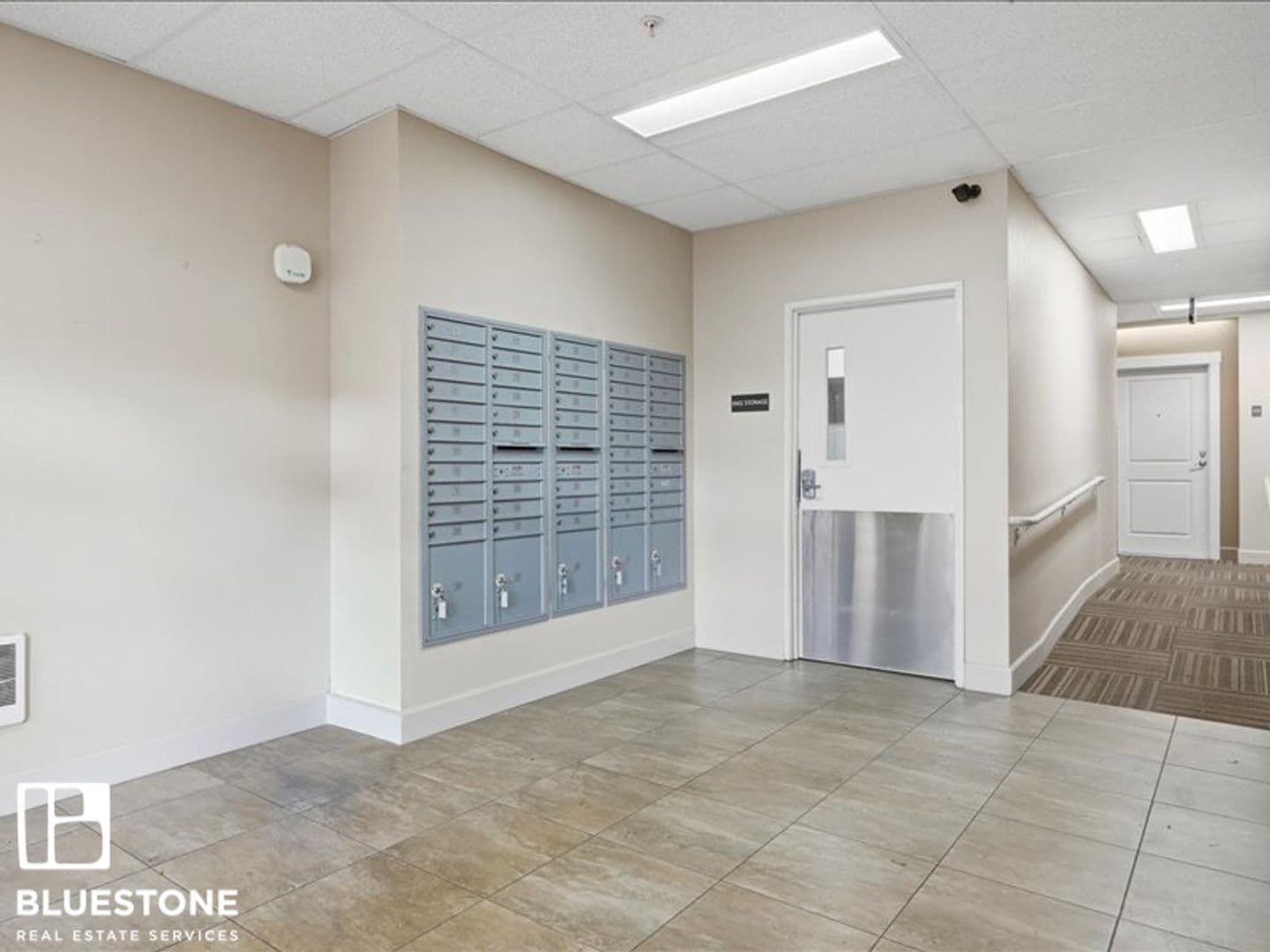 SELL - Sellwood Apartments 5 of 10