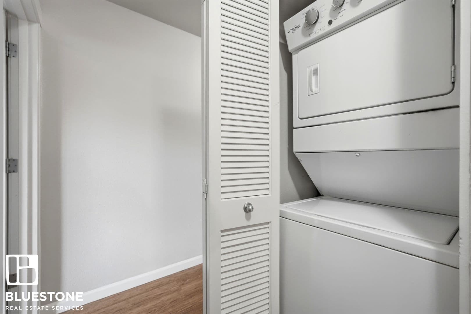 SELL - Sellwood Apartments 9 of 17