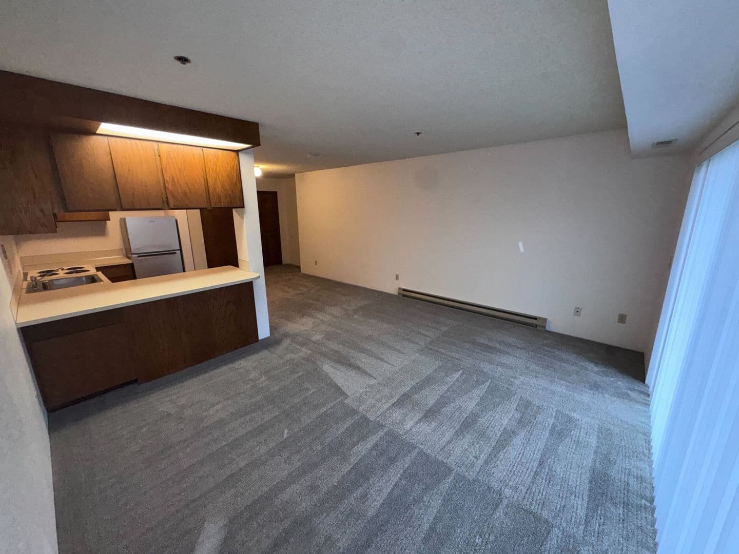 PRKP1 - Park Plaza Apartments 4 of 15