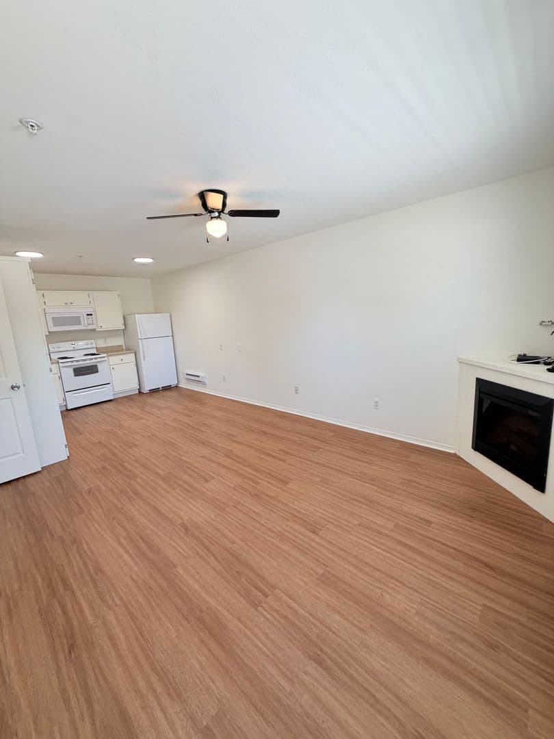 Cedar Creek Apartment Homes 3 of 9