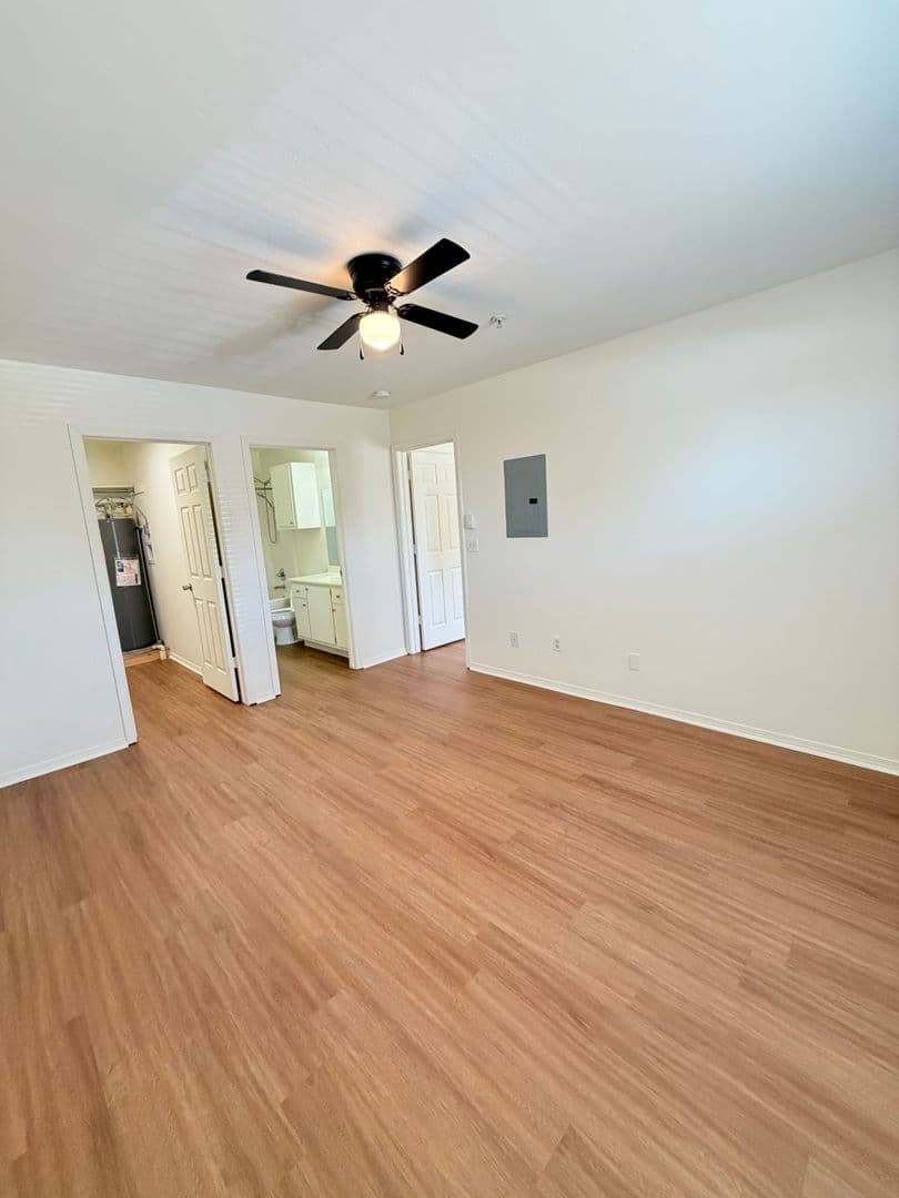 Cedar Creek Apartment Homes 5 of 9