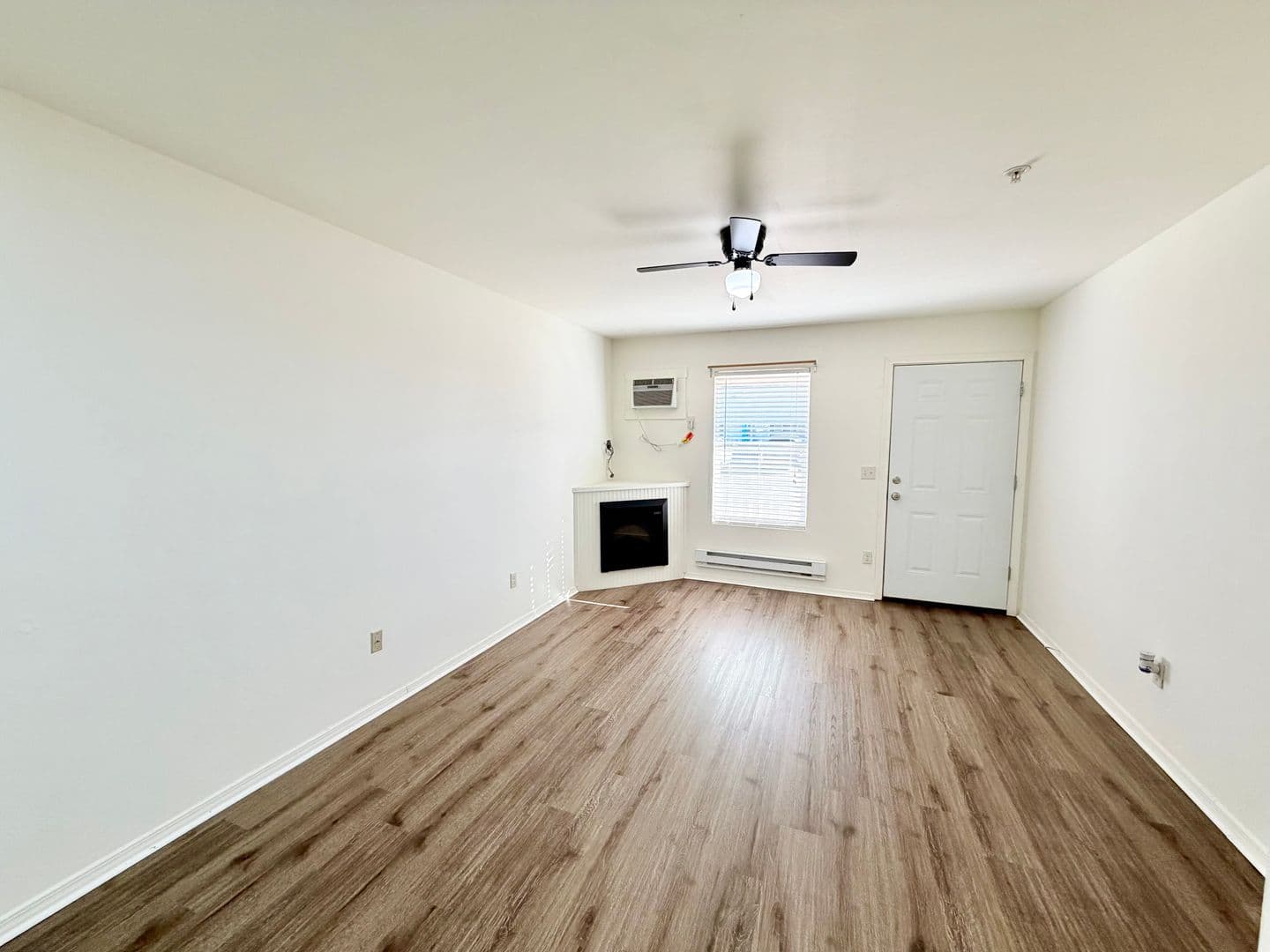 Cedar Creek Apartment Homes 2 of 7