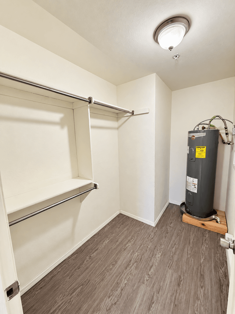 Cedar Creek Apartment Homes 10 of 10