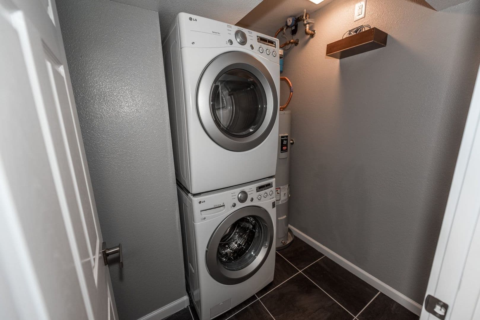 Axiom Apartments 5 of 10