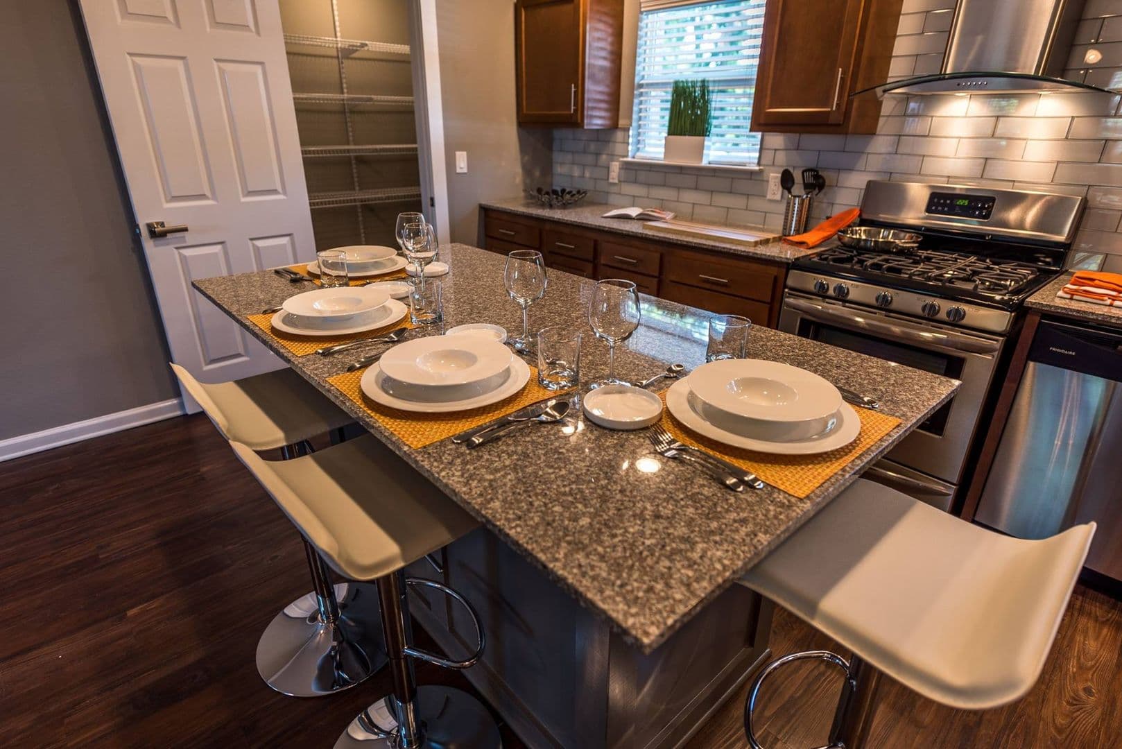 Axiom Apartments 7 of 11