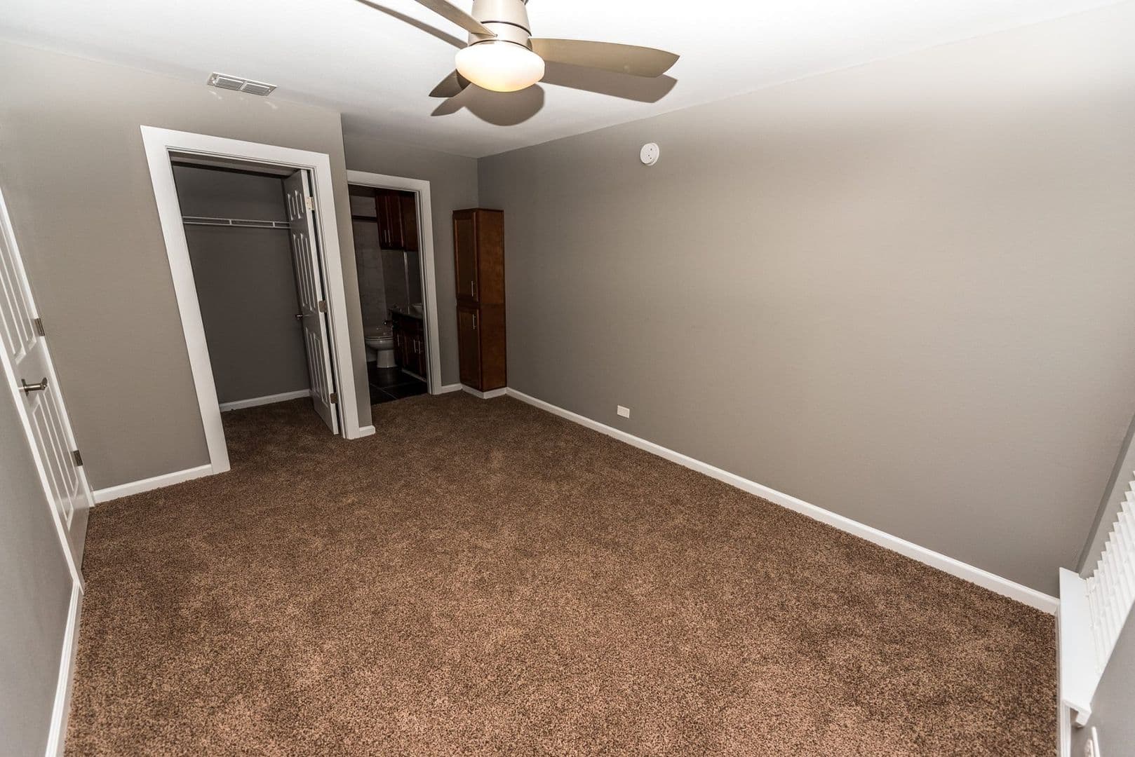 Axiom Apartments 4 of 5