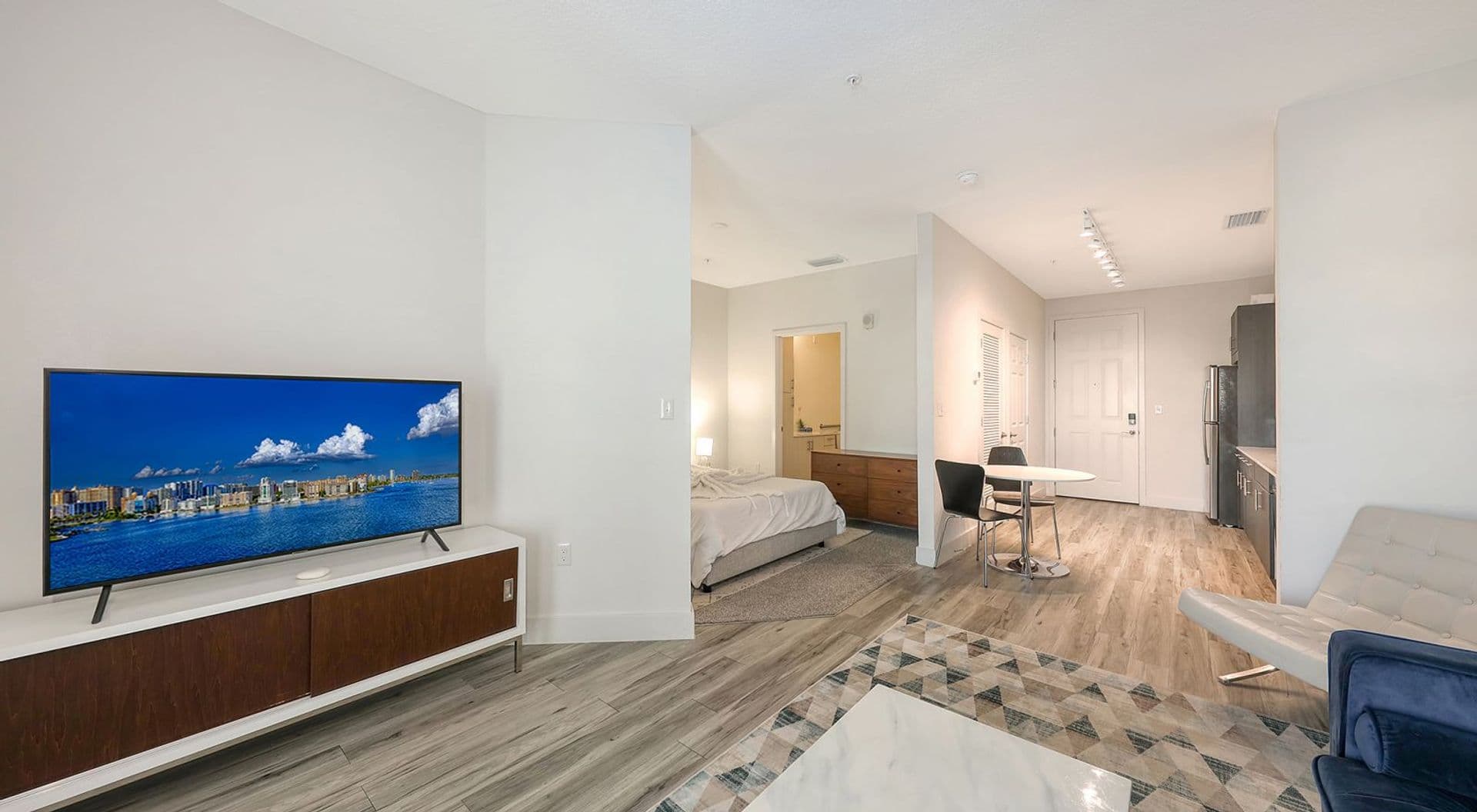 BOLD Lofts (Apartments) 16 of 52
