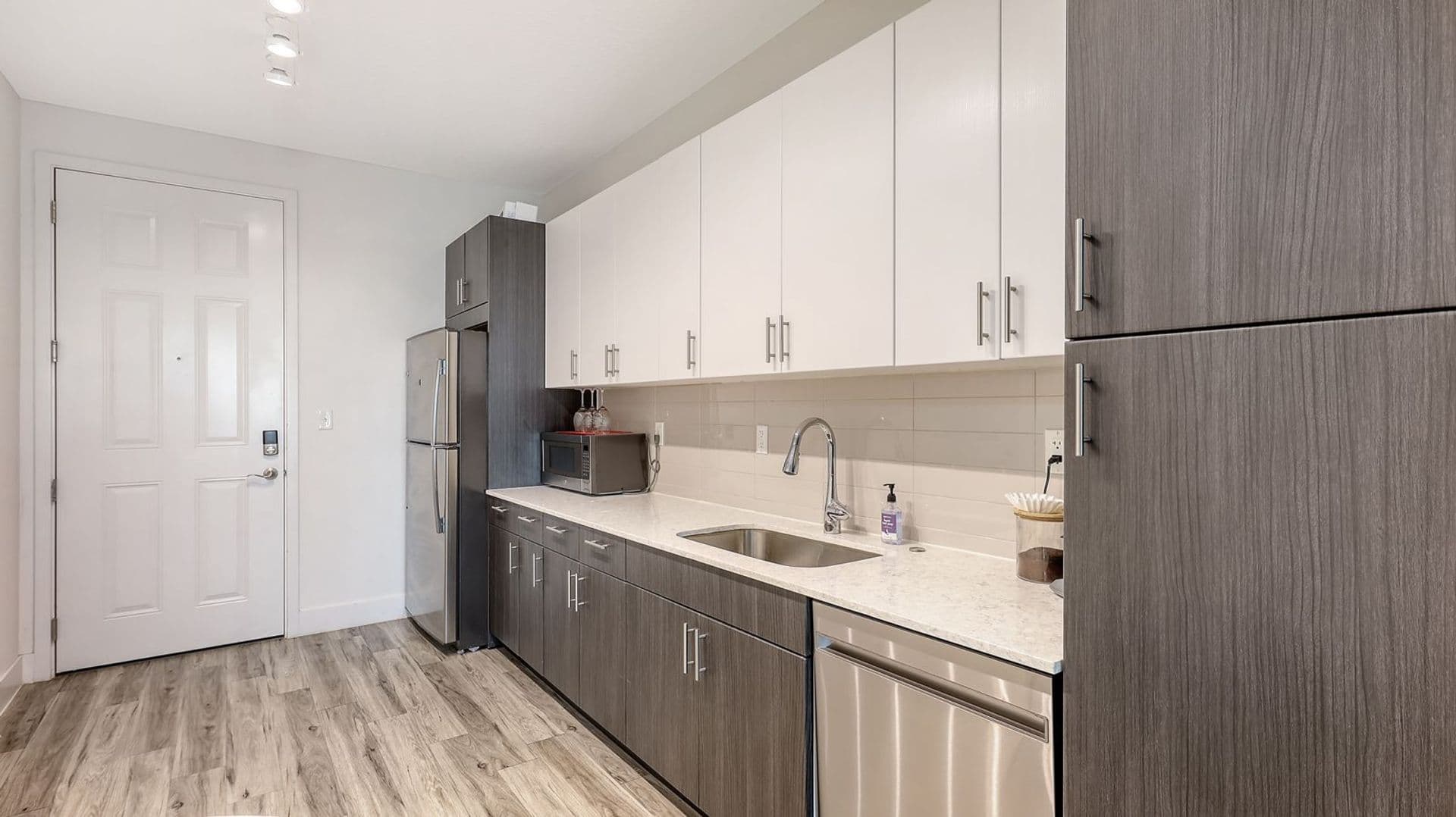 BOLD Lofts (Apartments) 18 of 52
