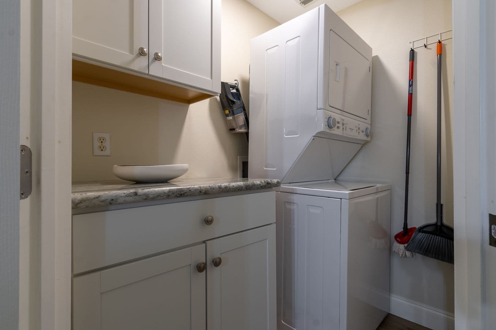 10000 SW 52nd Ave, Unit K-60 23 of 32