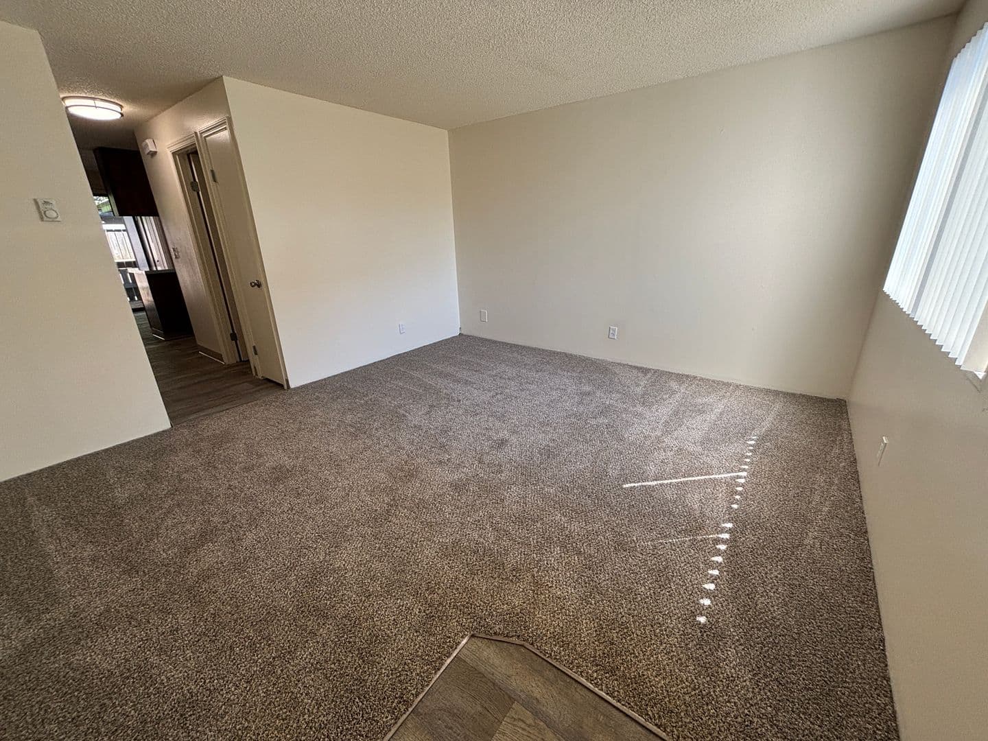 MF 39 - Rolling Hills Townhouses 5 of 22