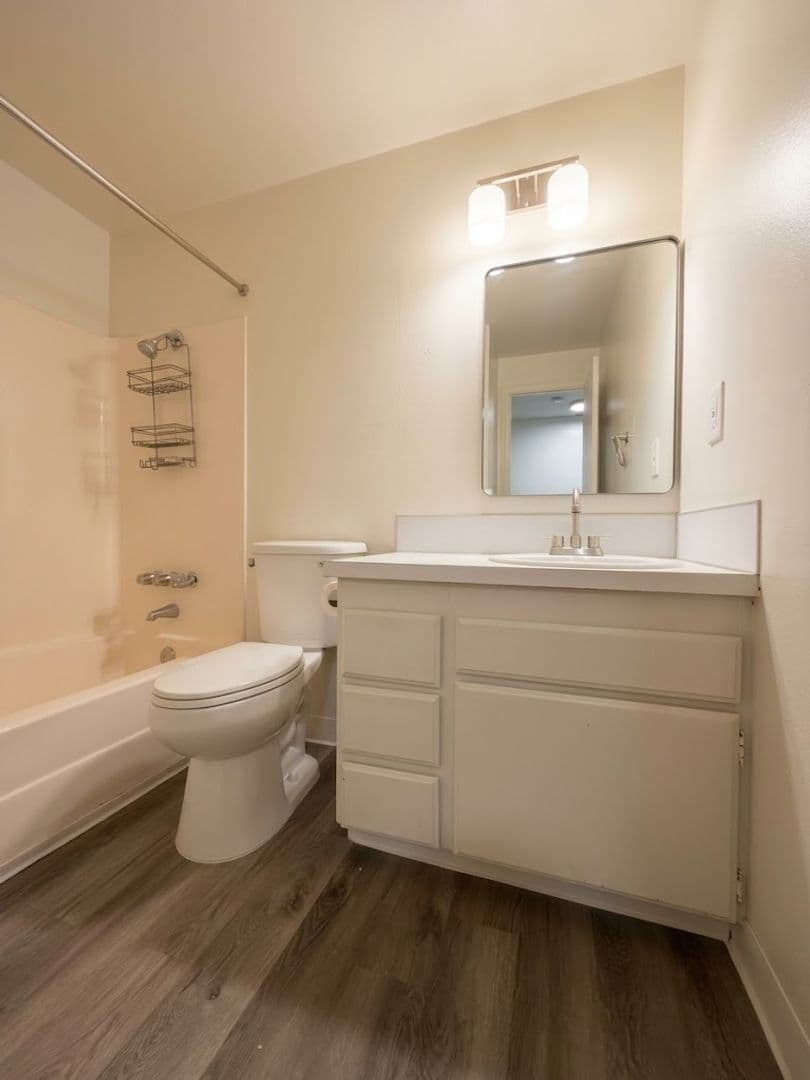 MF 39 - Rolling Hills Townhouses 5 of 12