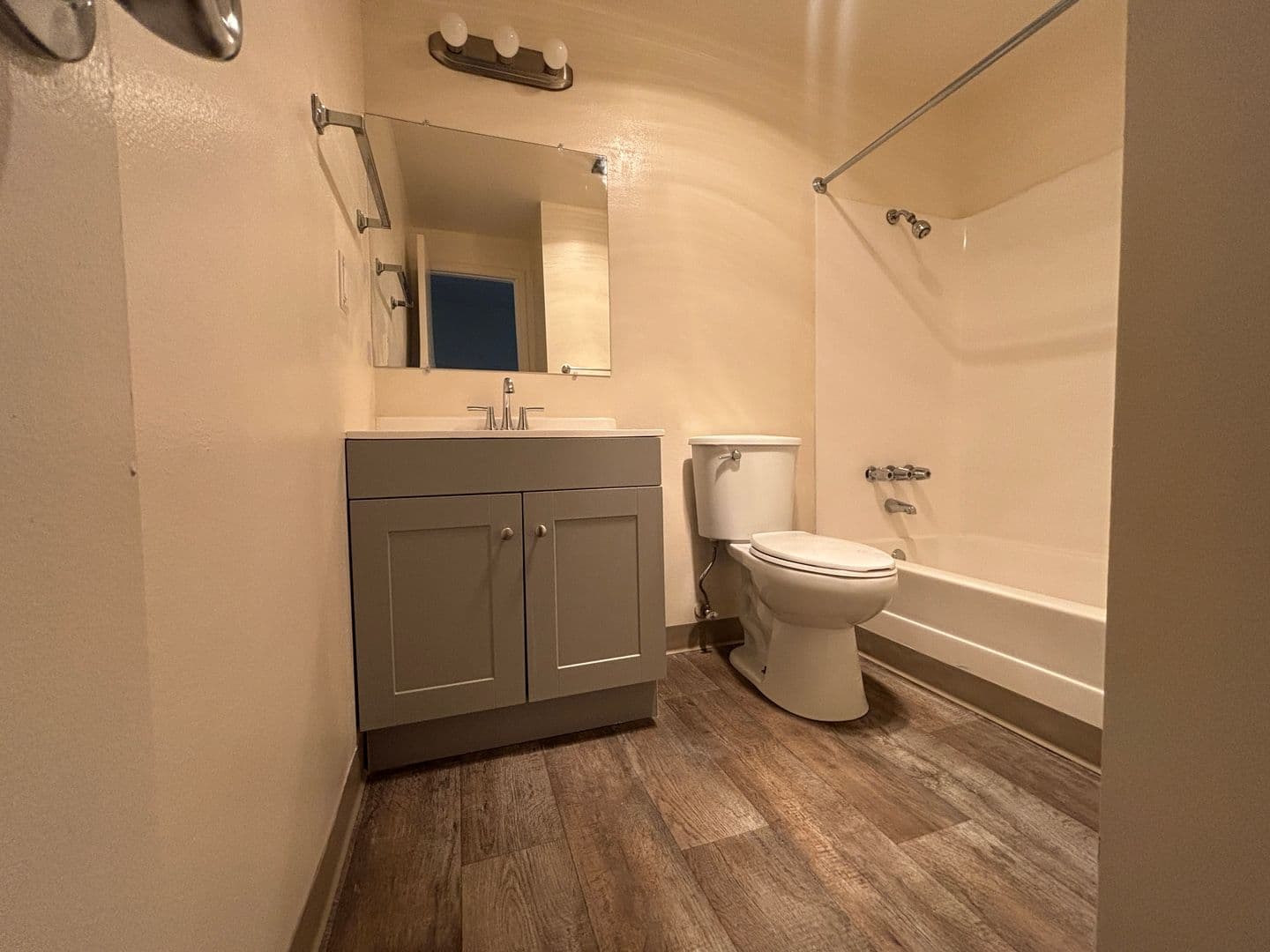 MF 39 - Rolling Hills Townhouses 10 of 22