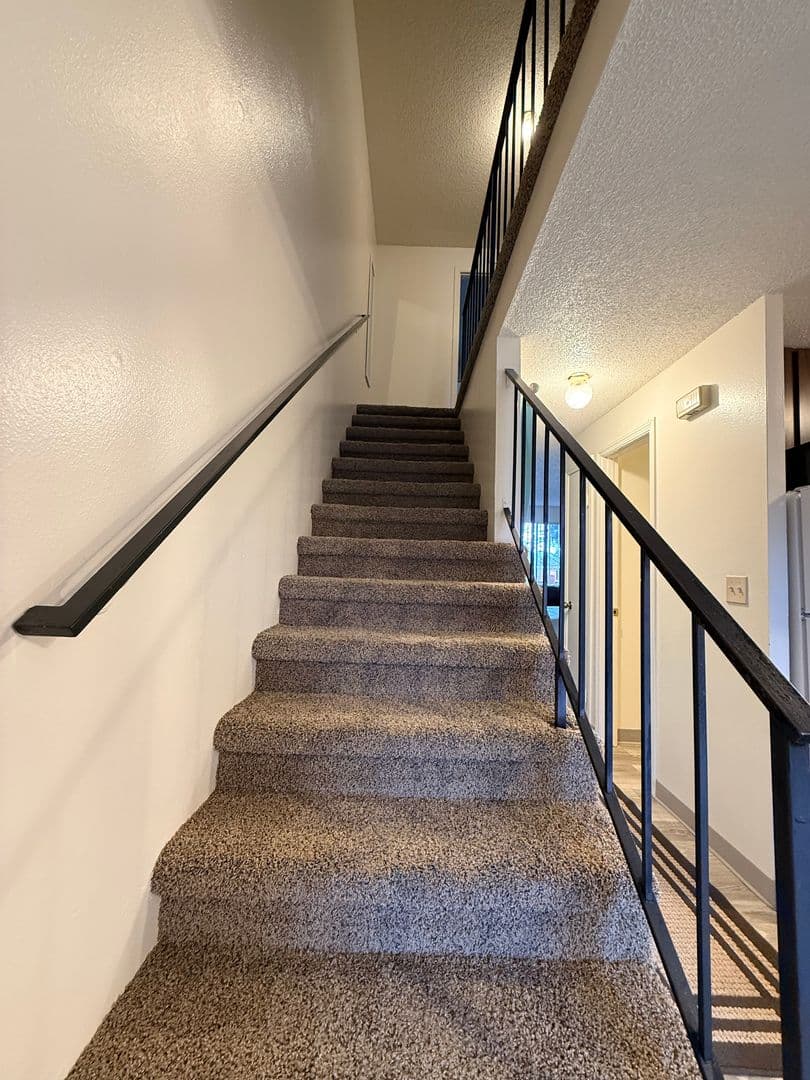 MF 39 - Rolling Hills Townhouses 9 of 13