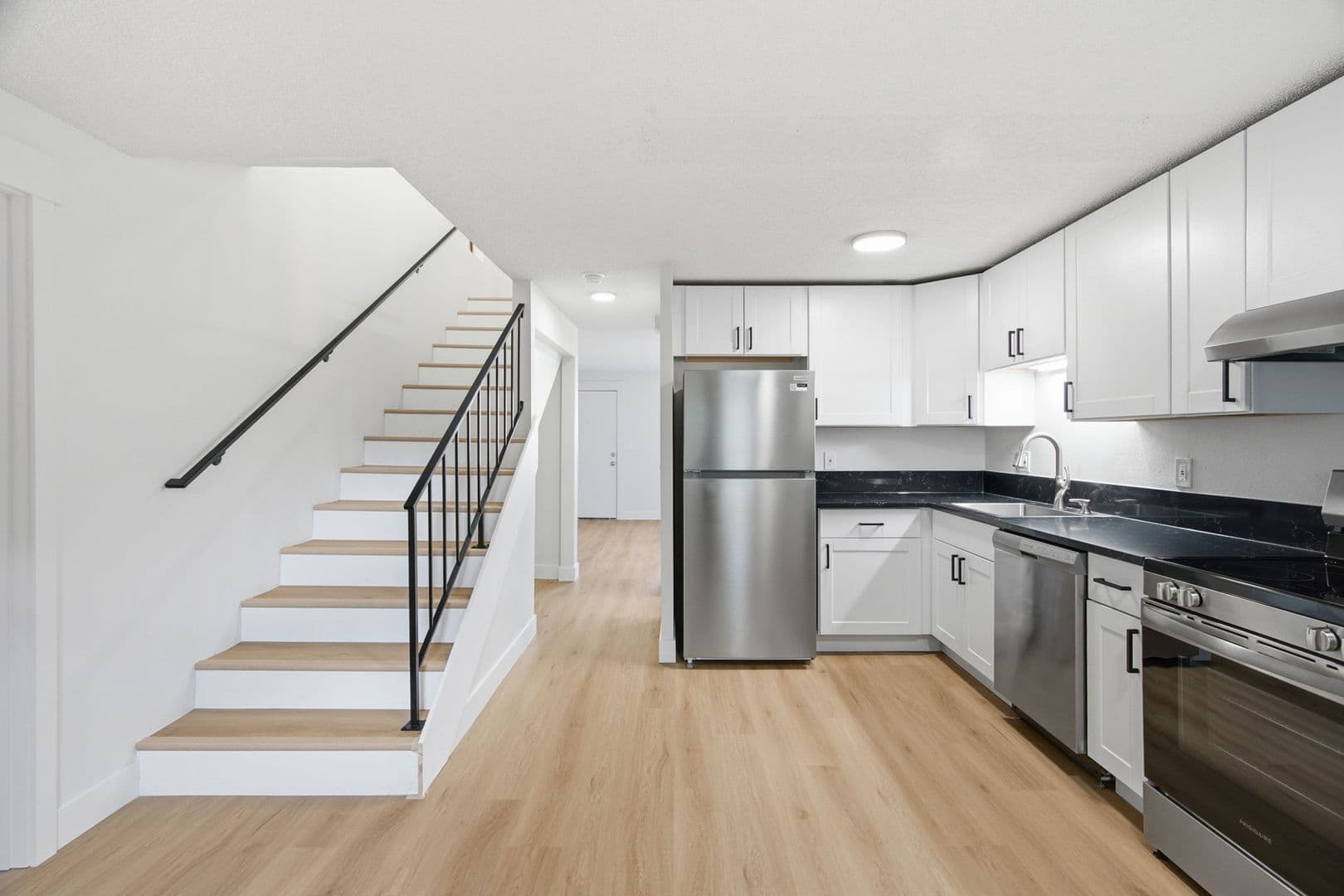 MF 39 - Rolling Hills Townhouses 8 of 11