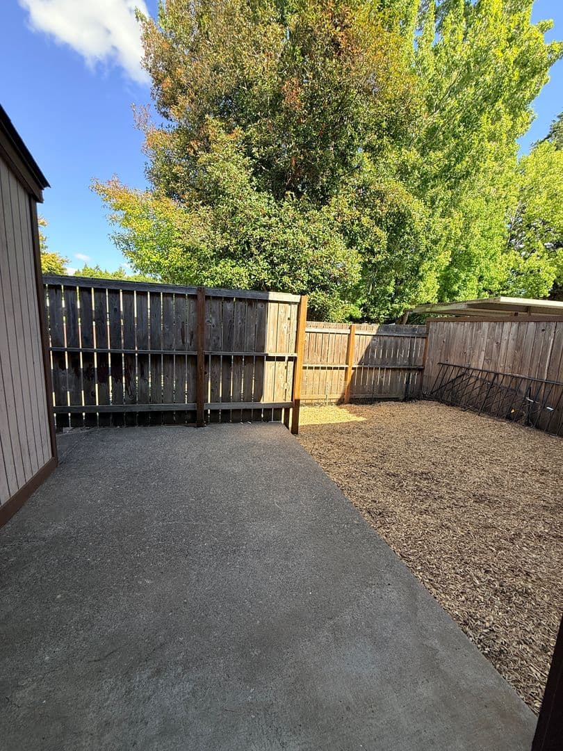 MF 39 - Rolling Hills Townhouses 10 of 12