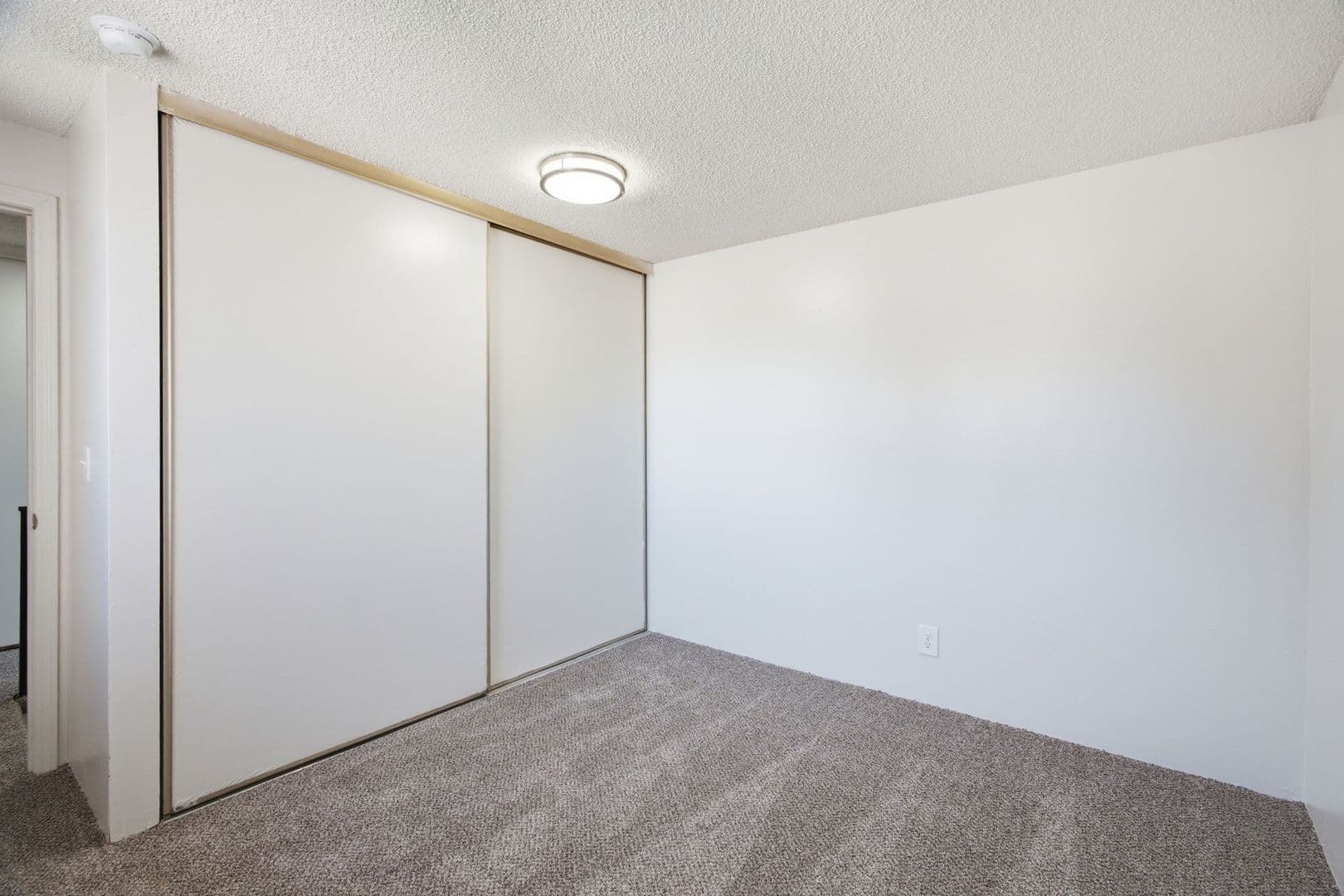 MF 39 - Rolling Hills Townhouses 13 of 23