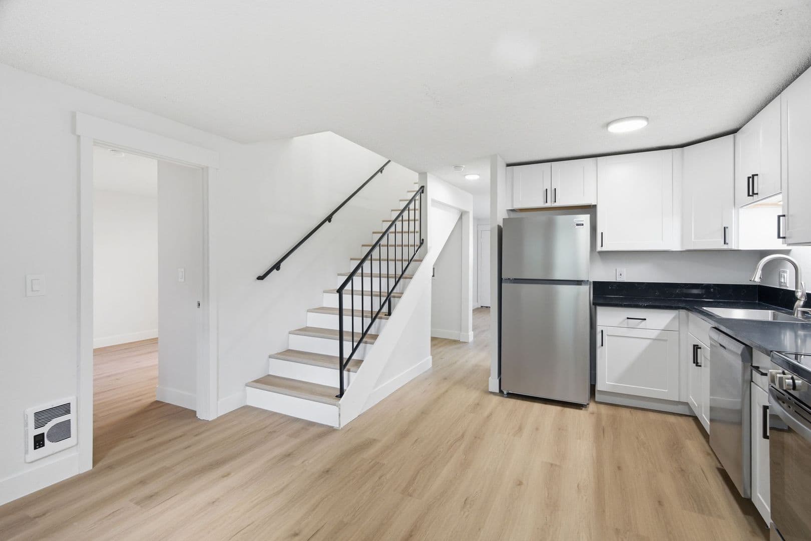 MF 39 - Rolling Hills Townhouses 6 of 35