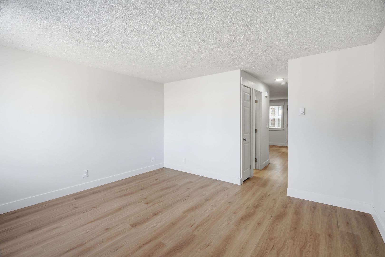 MF 39 - Rolling Hills Townhouses 9 of 35