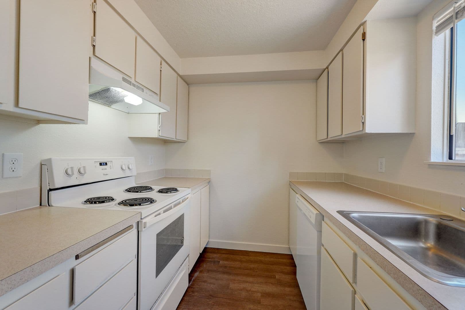 Brookwood Firs Townhomes 3 of 10