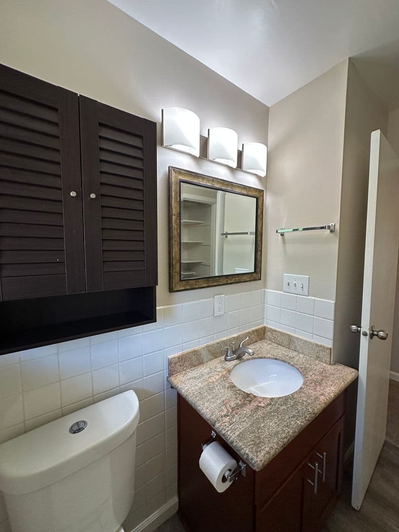 63rd Street at 4460 - 4668 63rd Street 32 of 33