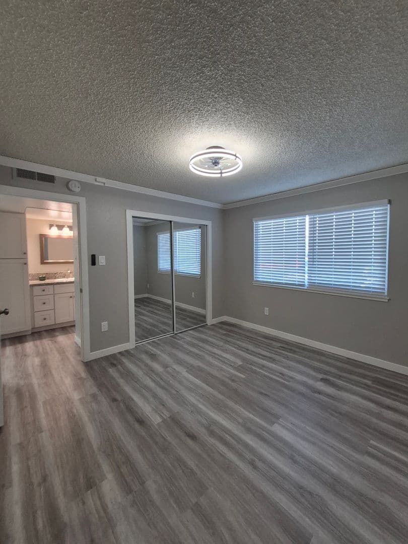 Newly Updated 2BD! Central Air & Heat, Dishwasher, On-Site Parking Space Included, Desirable Midtown Location, Receive $1,200 Off 1st Month's Rent For A Limited Time! Available Now! 31 of 31