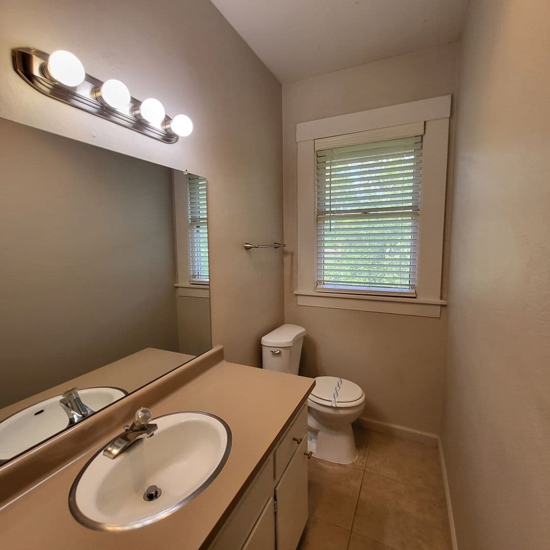 63rd Street at 4460 - 4668 63rd Street 5 of 7