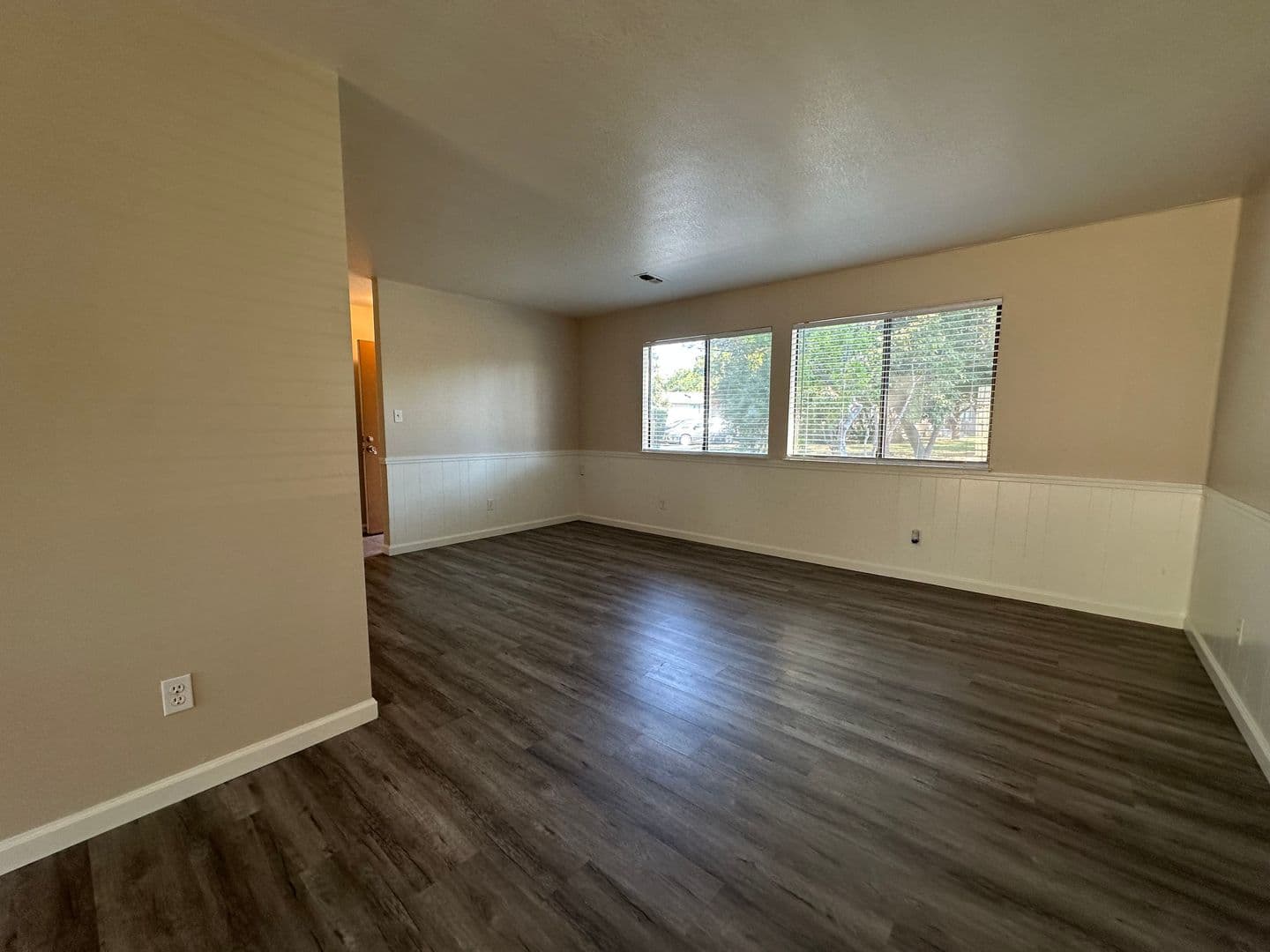 63rd Street at 4460 - 4668 63rd Street 4 of 33