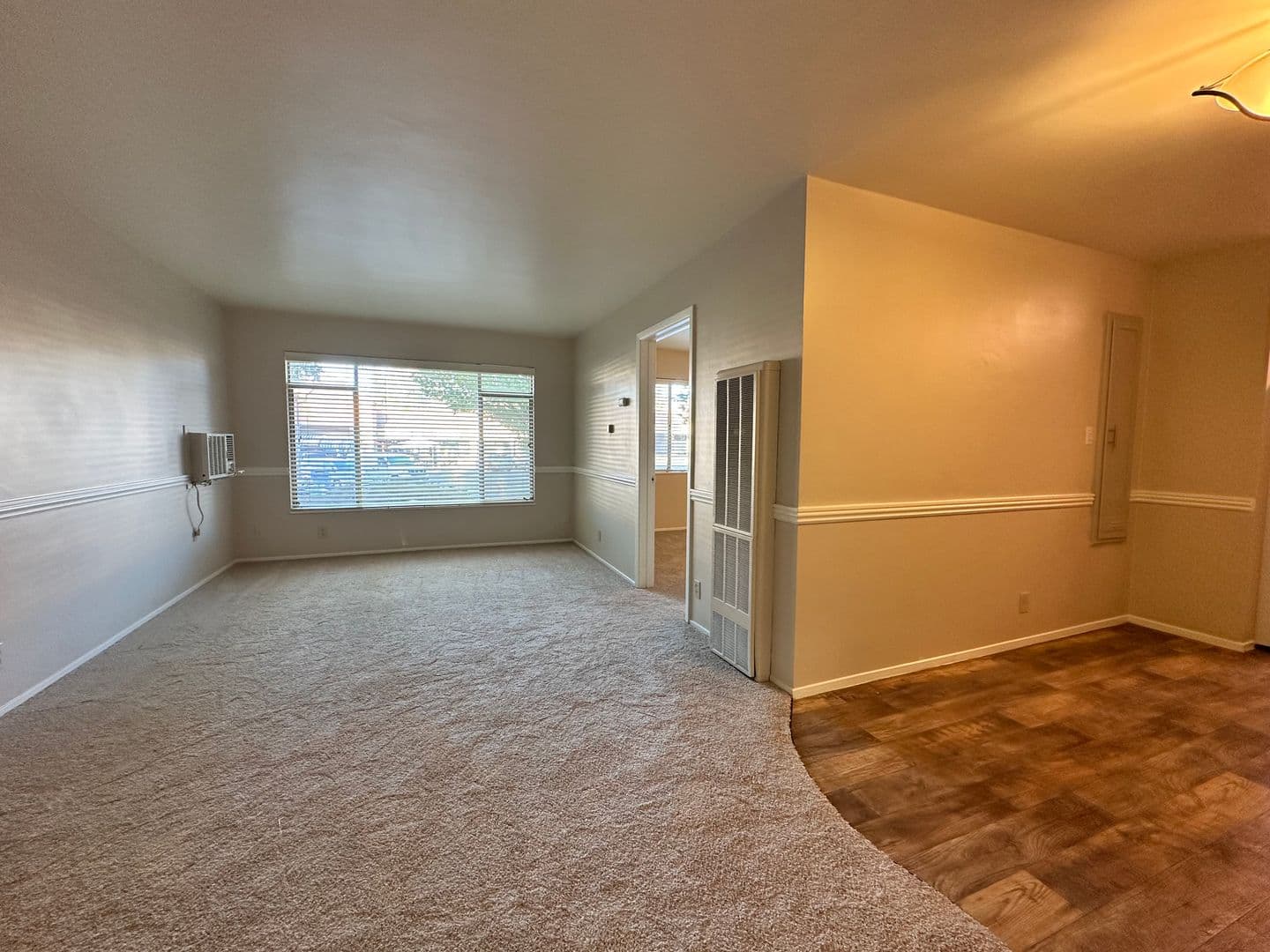 Carlson Drive (5488, 5492) 14 of 32