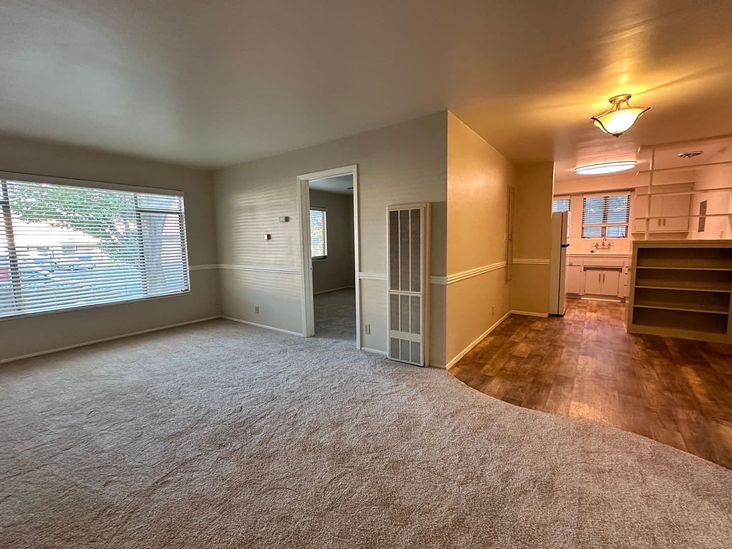 Carlson Drive (5488, 5492) 23 of 32