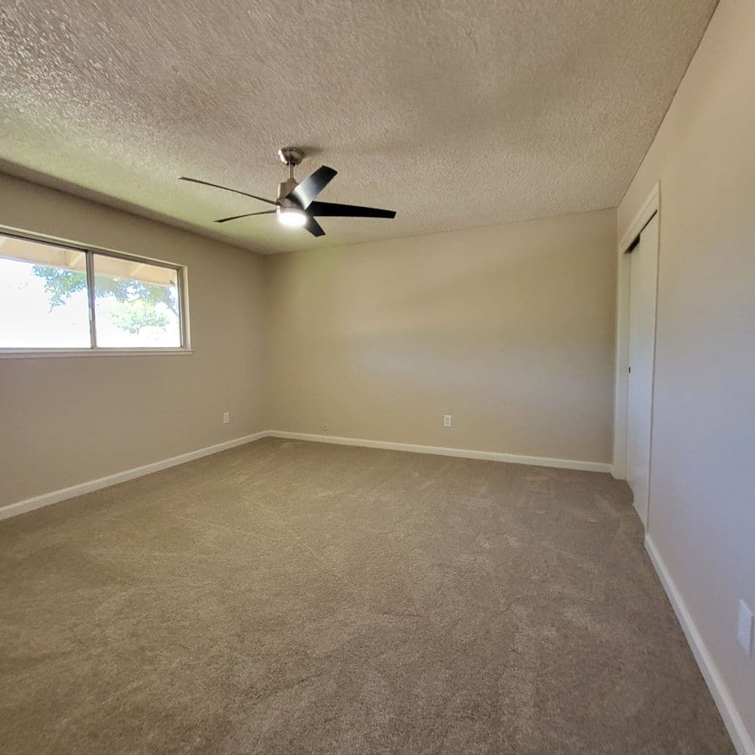 63rd Street at 4460 - 4668 63rd Street 2 of 30