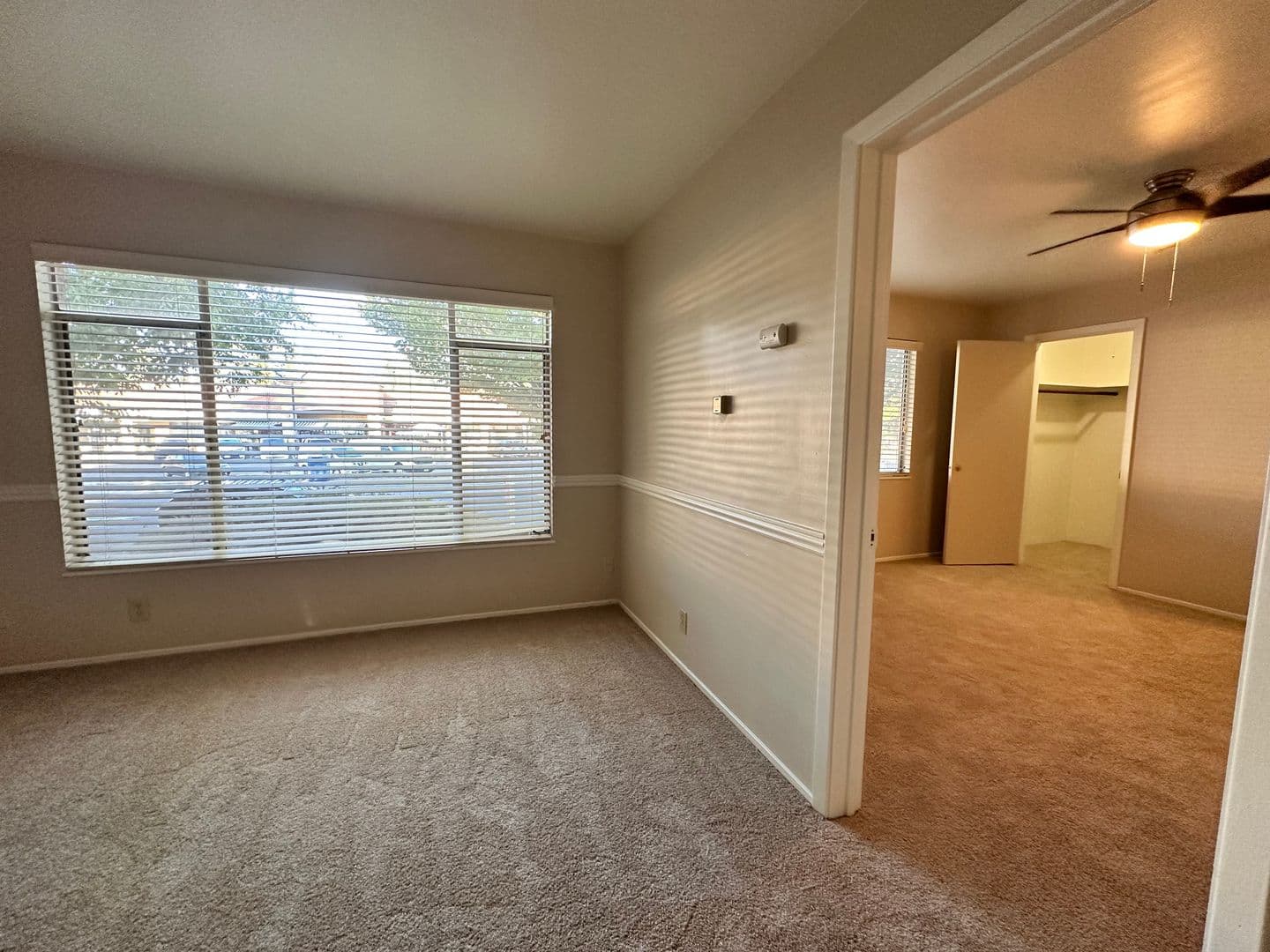Carlson Drive (5488, 5492) 13 of 32