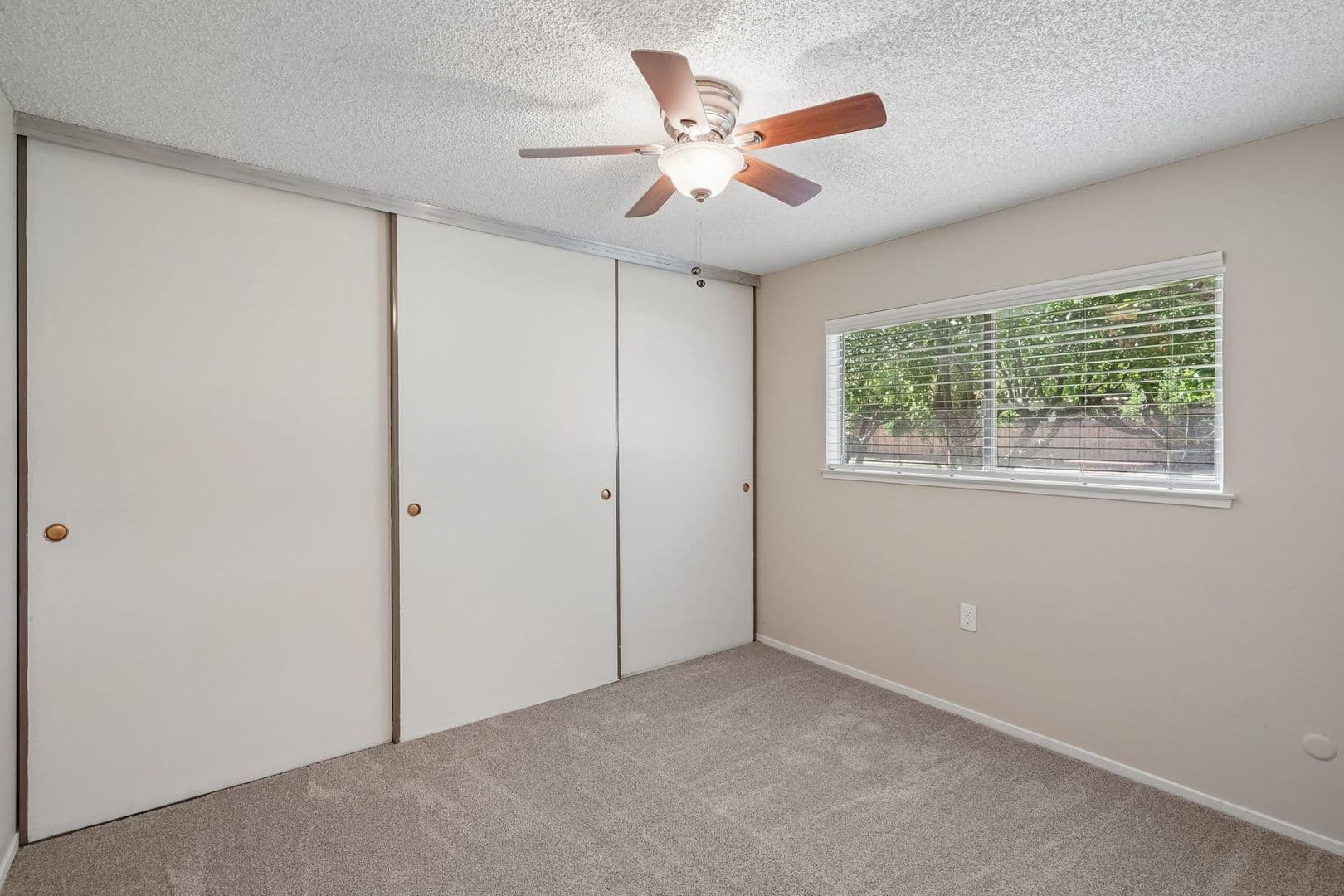 63rd Street at 4460 - 4668 63rd Street 15 of 19