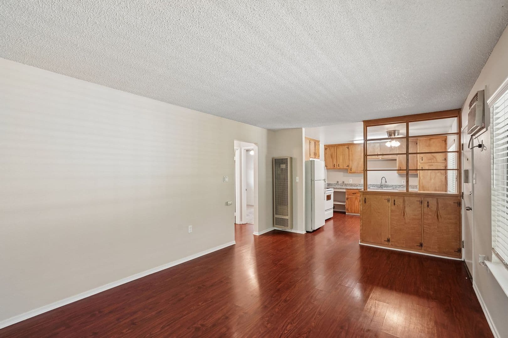 63rd Street at 4460 - 4668 63rd Street 8 of 21