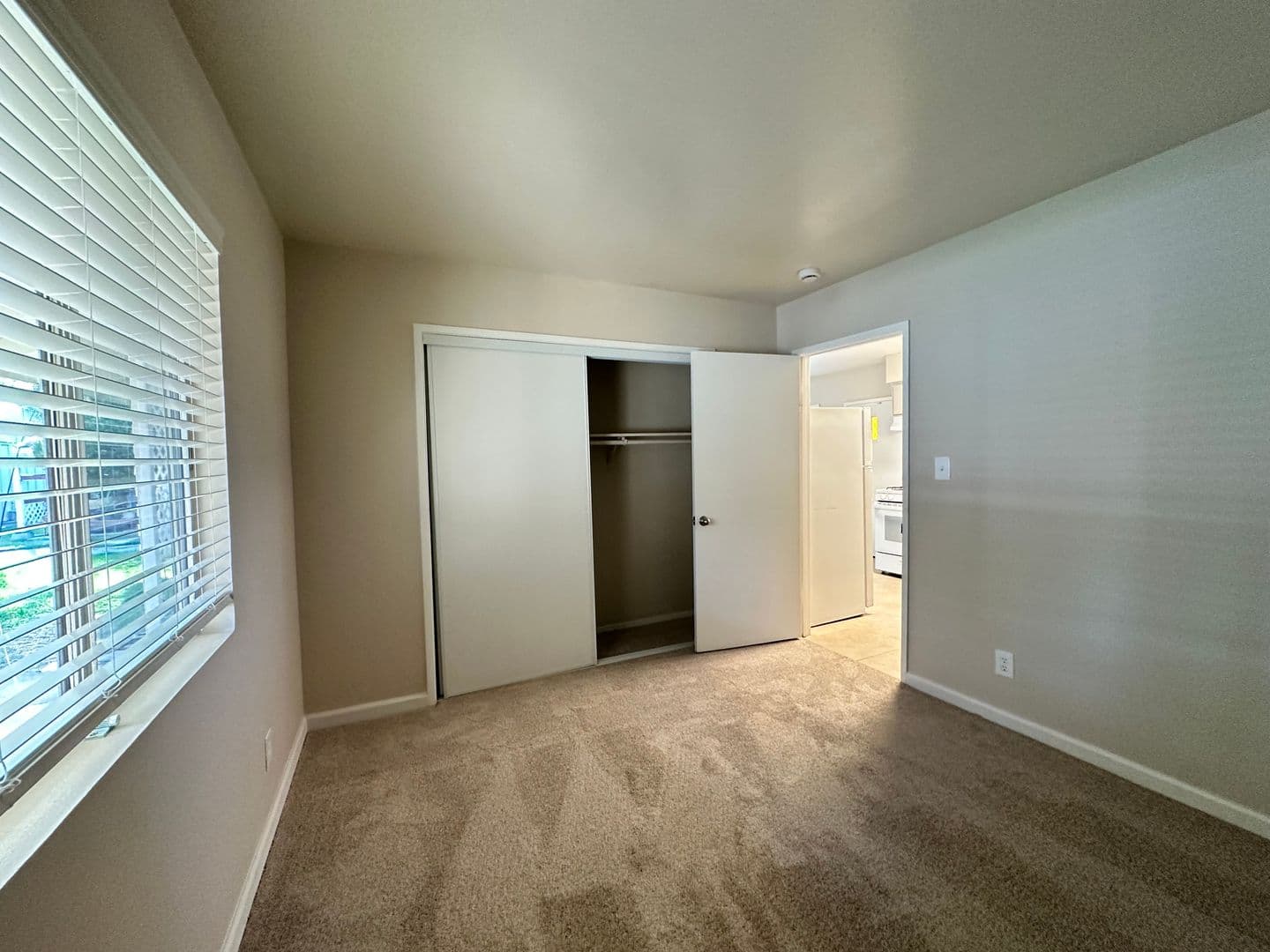 63rd Street at 4460 - 4668 63rd Street 13 of 17